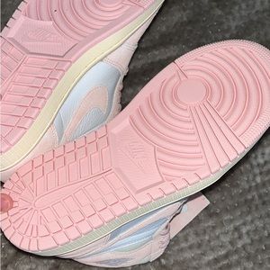 Nike Air Jordan 1 Retro OG ‘washed pink’